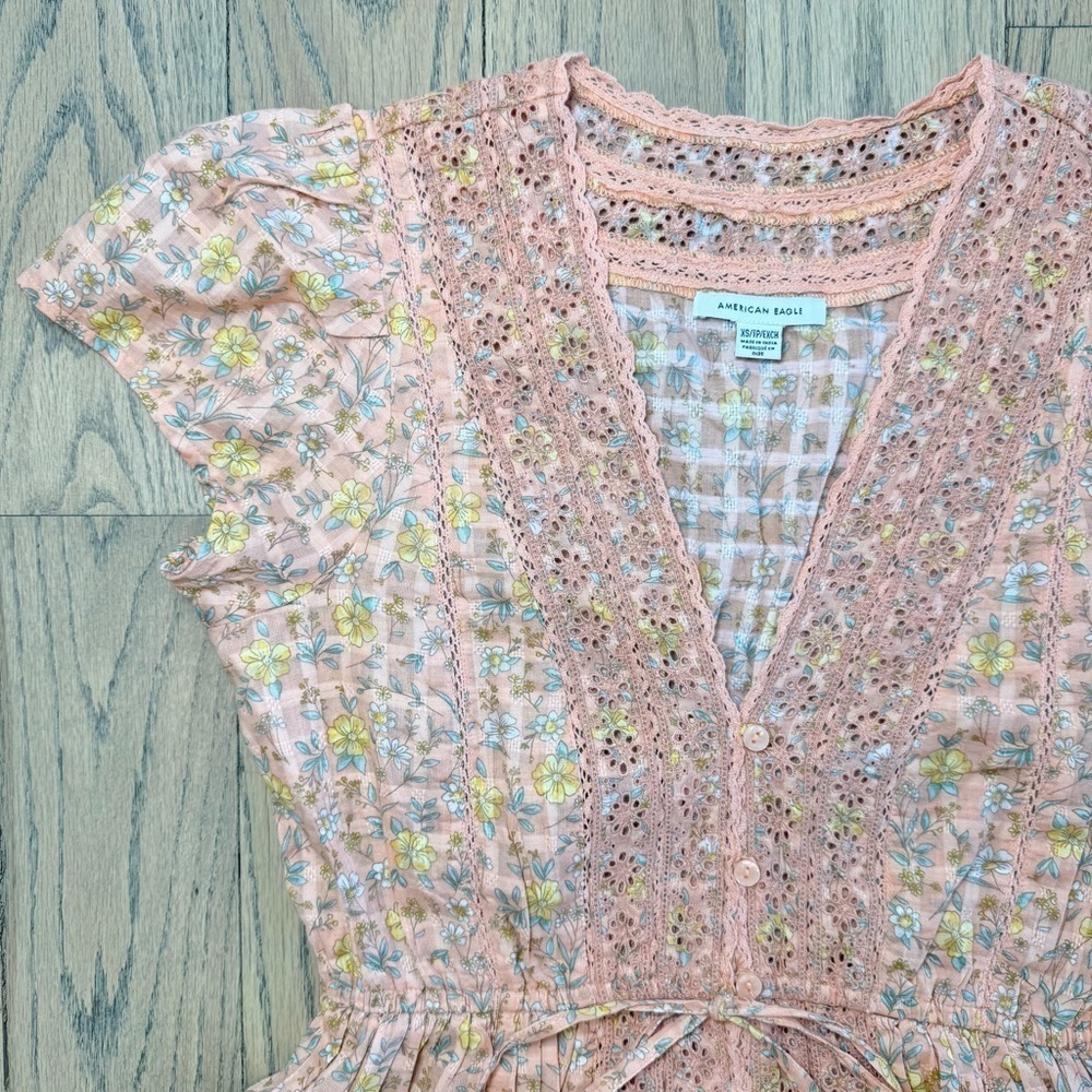 American Eagle Women’s Peplum Floral Top Size X-Small - Picture 2 of 13